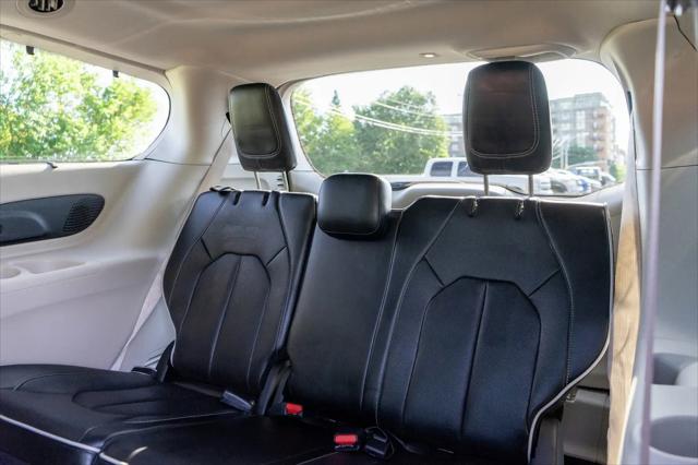 2023 Chrysler Pacifica Limited AWD