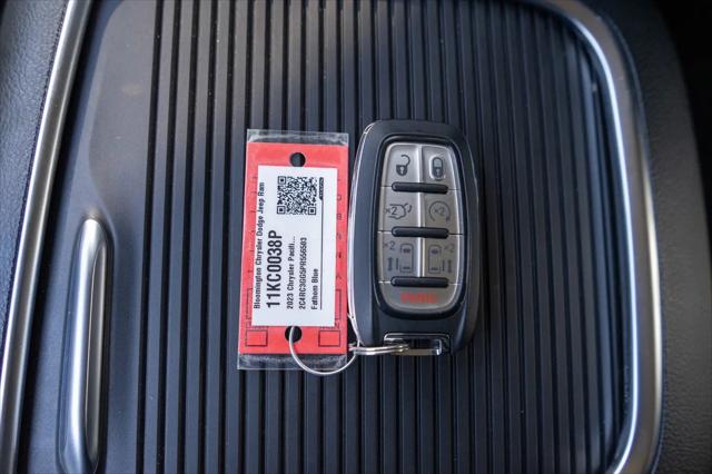 2023 Chrysler Pacifica Limited AWD