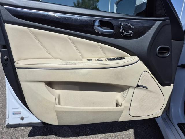 2015 Hyundai Equus Signature