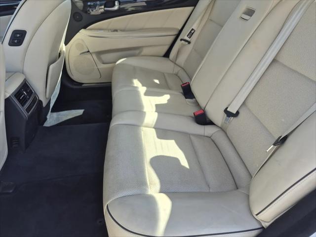 2015 Hyundai Equus Signature