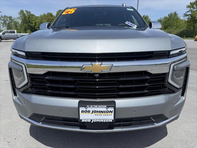 2025 Chevrolet Suburban 4WD LS