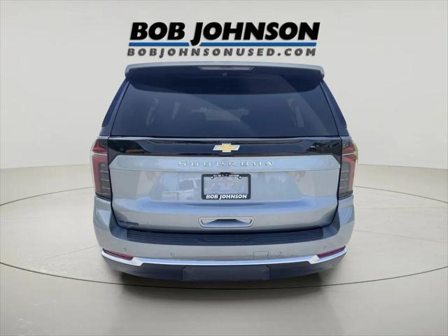 2025 Chevrolet Suburban 4WD LS