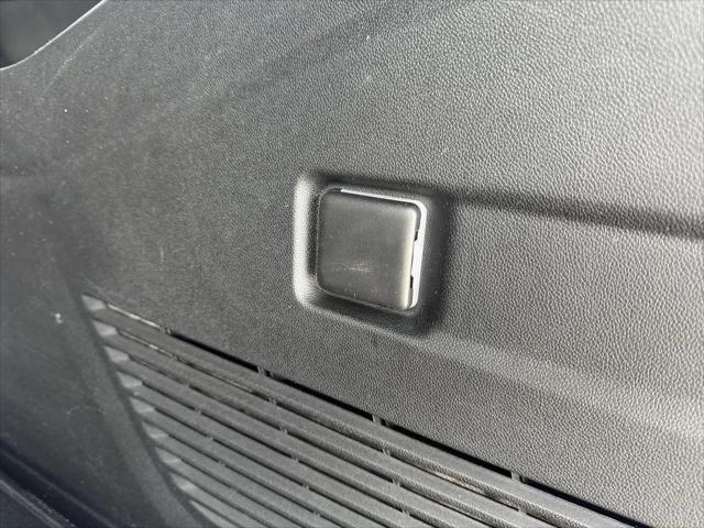 2025 Chevrolet Suburban 4WD LS