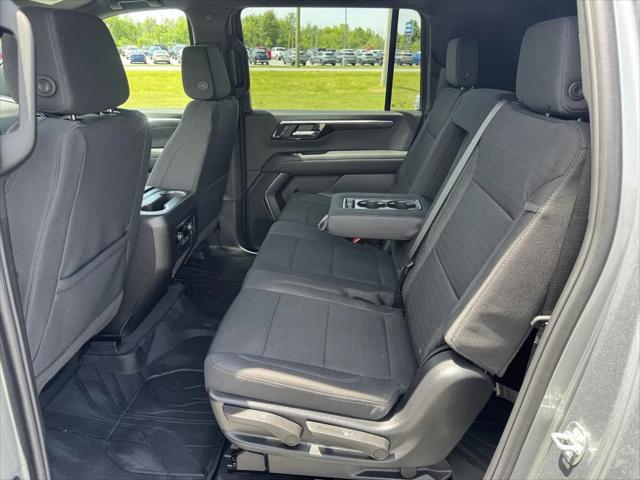 2025 Chevrolet Suburban 4WD LS