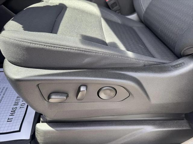 2025 Chevrolet Suburban 4WD LS
