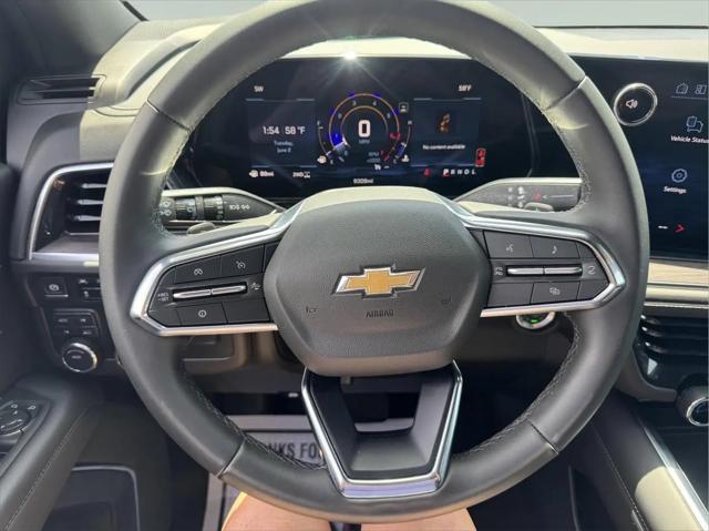 2025 Chevrolet Suburban 4WD LS