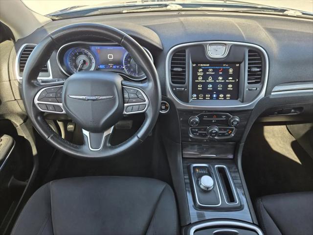 2021 Chrysler 300 Touring