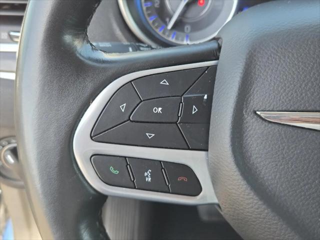 2021 Chrysler 300 Touring