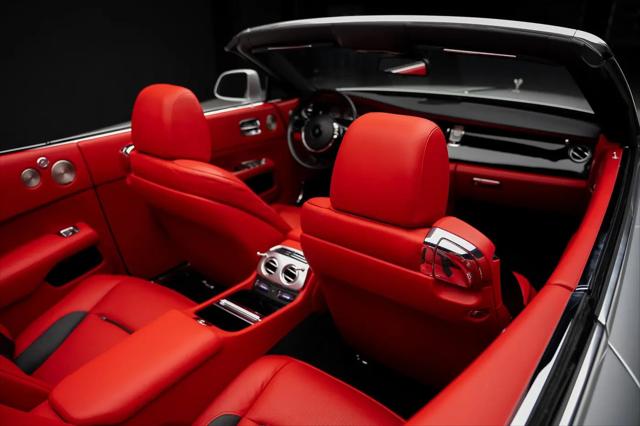 2017 Rolls-Royce Dawn Standard