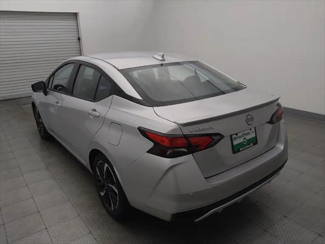 2024 Nissan Versa 1.6 SR