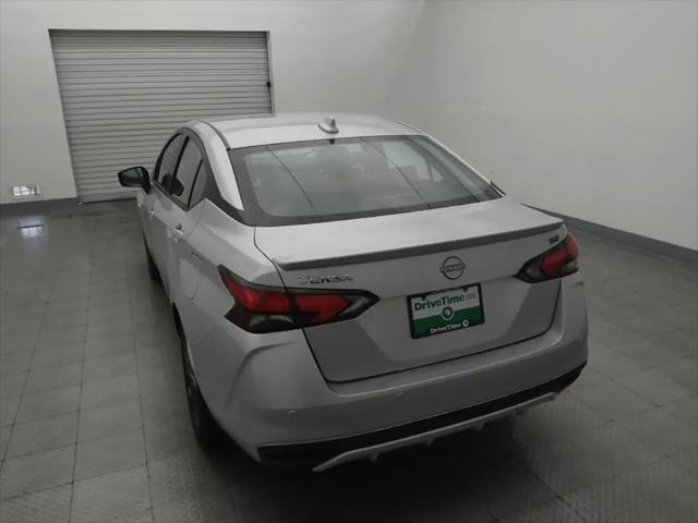 2024 Nissan Versa 1.6 SR