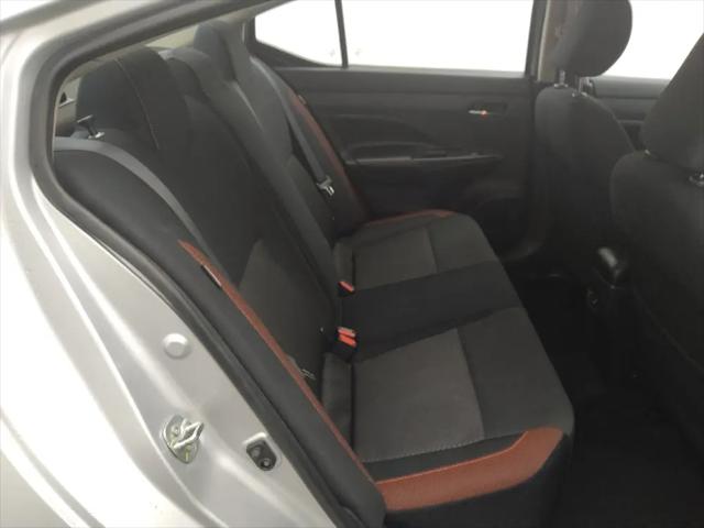 2024 Nissan Versa 1.6 SR