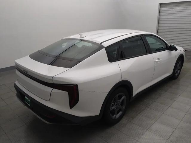 2025 Kia K4 LXS