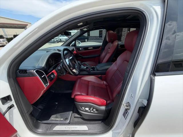 2019 Porsche Cayenne Cayenne