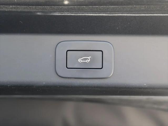 2023 Land Rover Range Rover Sport SE