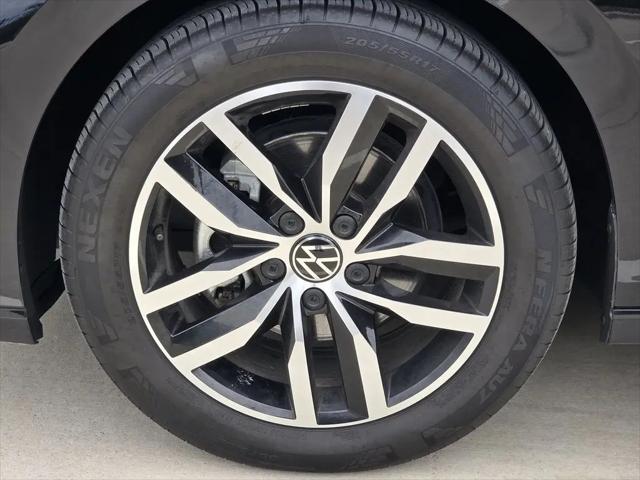 2025 Volkswagen Jetta 1.5T SE
