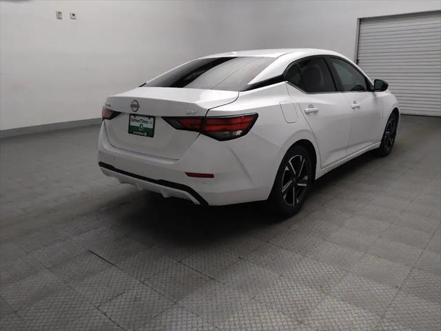2024 Nissan Sentra SV Xtronic CVT