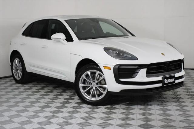 2026 Porsche Macan Macan