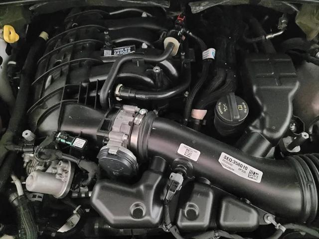 2023 Jeep Grand Cherokee Laredo 4x2
