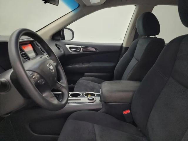 2016 Nissan Pathfinder S