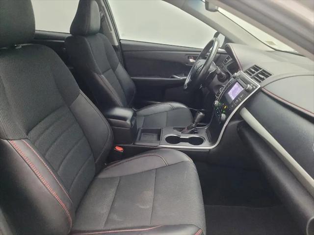 2016 Toyota Camry SE