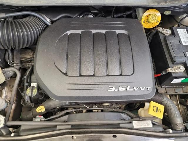 2016 Chrysler Town & Country Touring