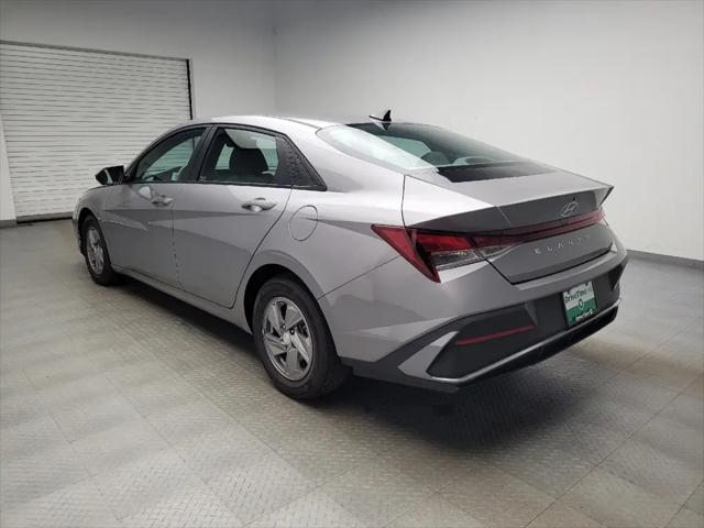 2025 Hyundai Elantra SE