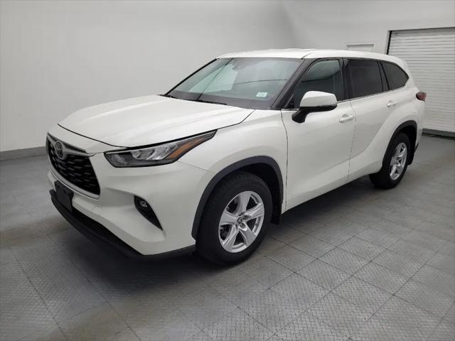 2020 Toyota Highlander LE