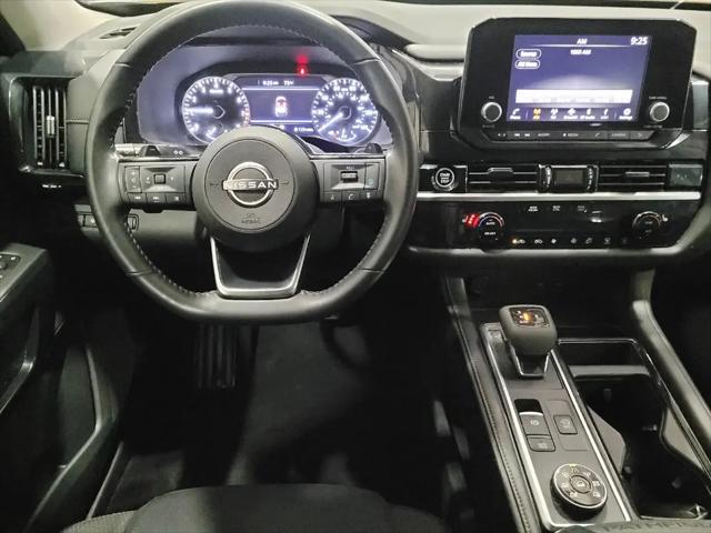 2023 Nissan Pathfinder SV 4WD