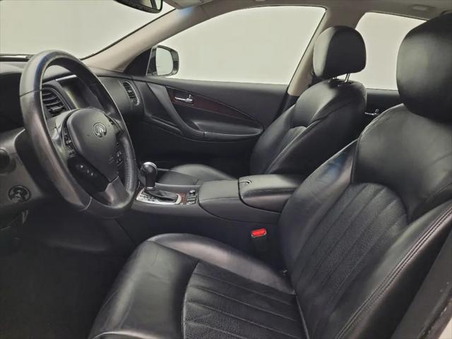 2017 INFINITI QX50 Standard