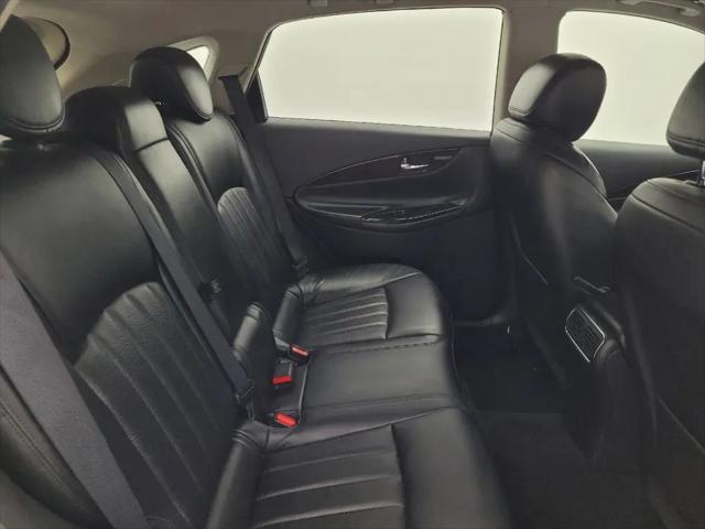 2017 INFINITI QX50 Standard