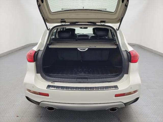 2017 INFINITI QX50 Standard