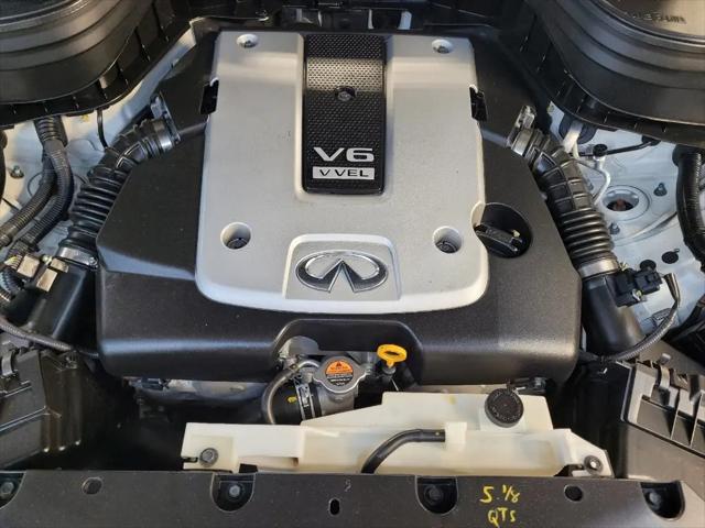 2017 INFINITI QX50 Standard