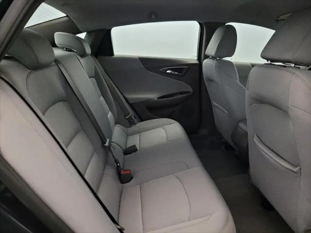 2022 Chevrolet Malibu FWD 1FL