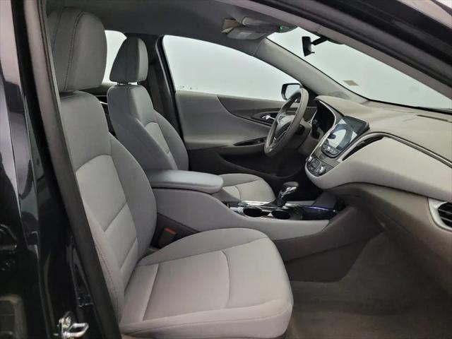 2022 Chevrolet Malibu FWD 1FL