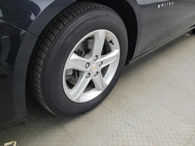 2022 Chevrolet Malibu FWD 1FL
