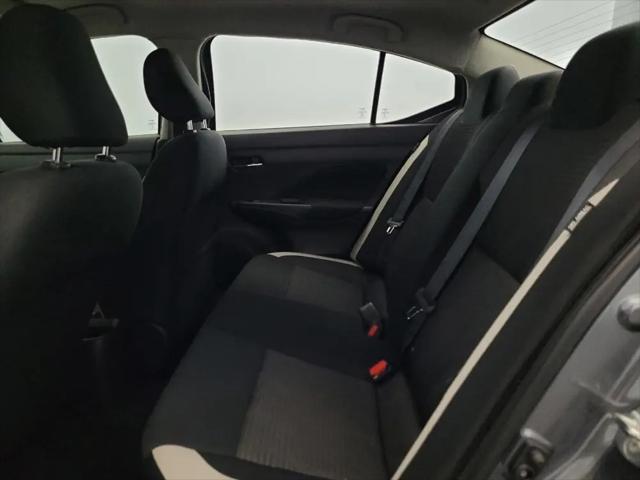 2021 Nissan Versa SV Xtronic CVT