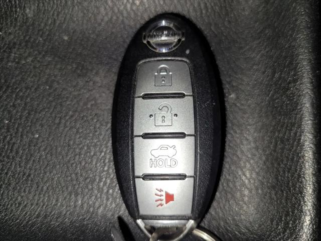 2021 Nissan Versa SV Xtronic CVT