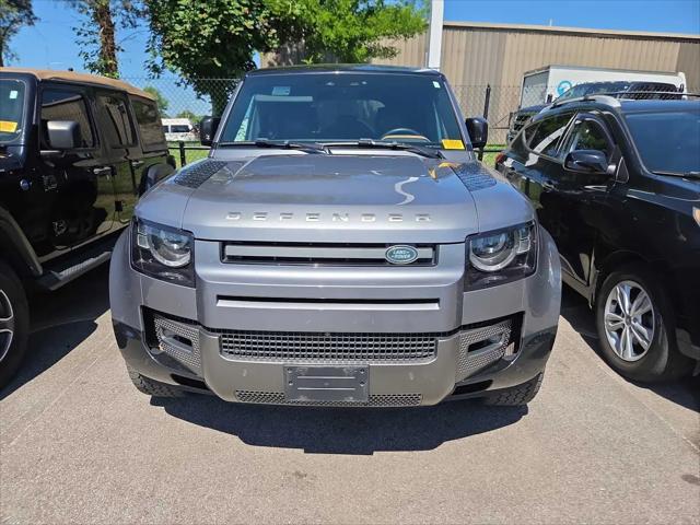 2024 Land Rover Defender 110 P400 X-Dynamic SE