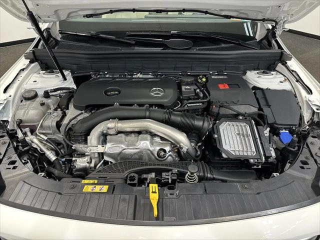 2026 Mercedes-Benz GLB 4MATIC