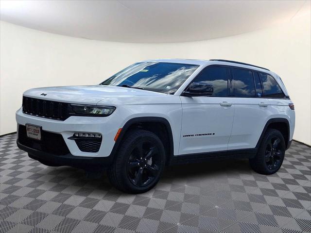 2023 Jeep Grand Cherokee Limited 4x4 2023 Jeep Grand Cherokee Limited 4x4