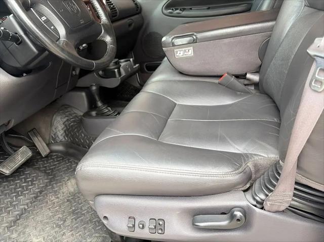 2001 Dodge Ram 2500 Base