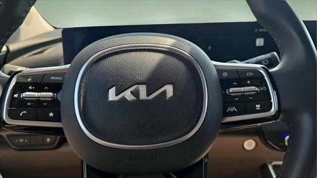 2025 Kia Carnival MPV LXS