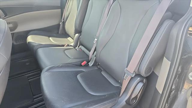 2025 Kia Carnival MPV LXS