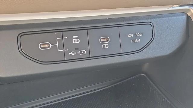 2025 Kia Carnival MPV LXS