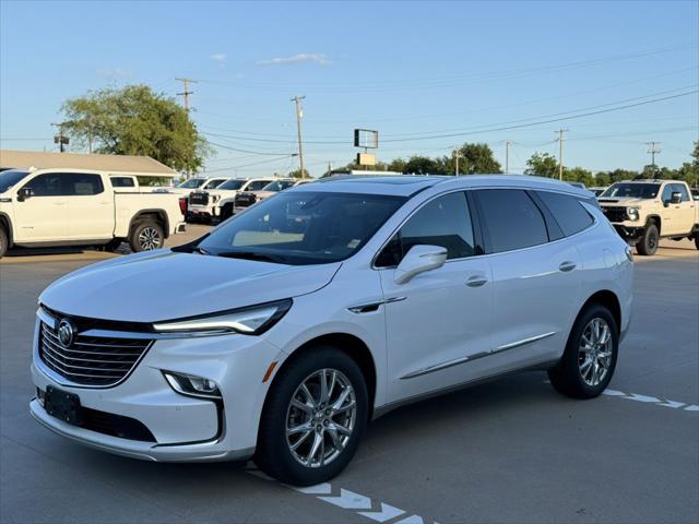 2024 Buick Enclave Essence AWD