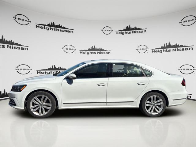 2018 Volkswagen Passat 2.0T SEL Premium