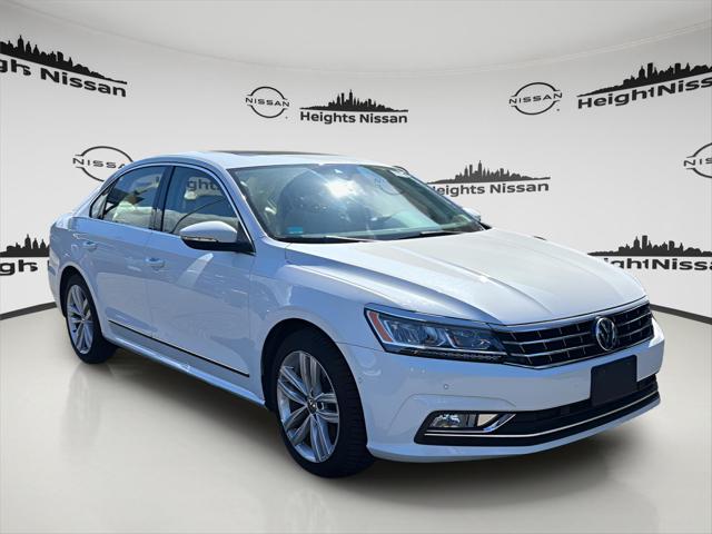 2018 Volkswagen Passat 2.0T SEL Premium