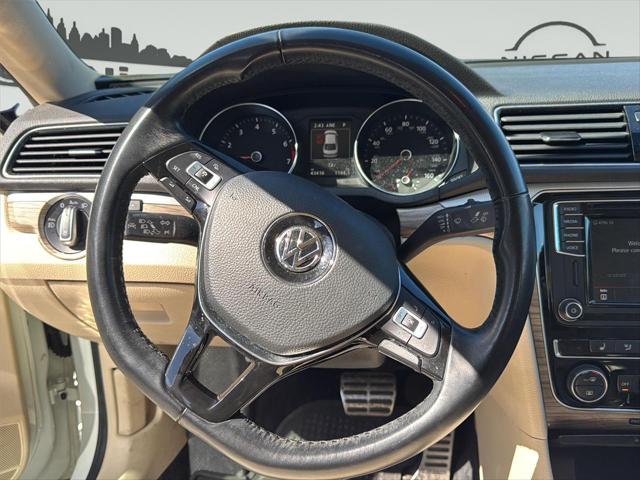 2018 Volkswagen Passat 2.0T SEL Premium