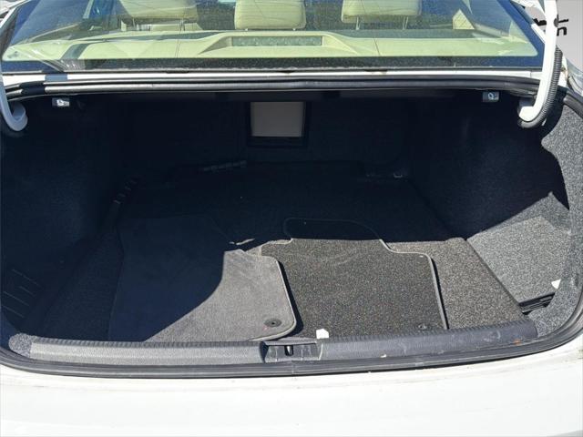 2018 Volkswagen Passat 2.0T SEL Premium